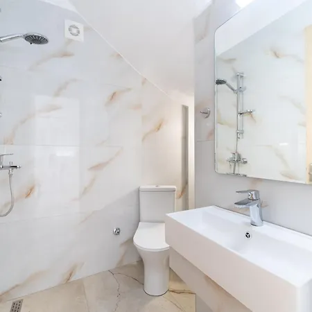 Evdokia アパート