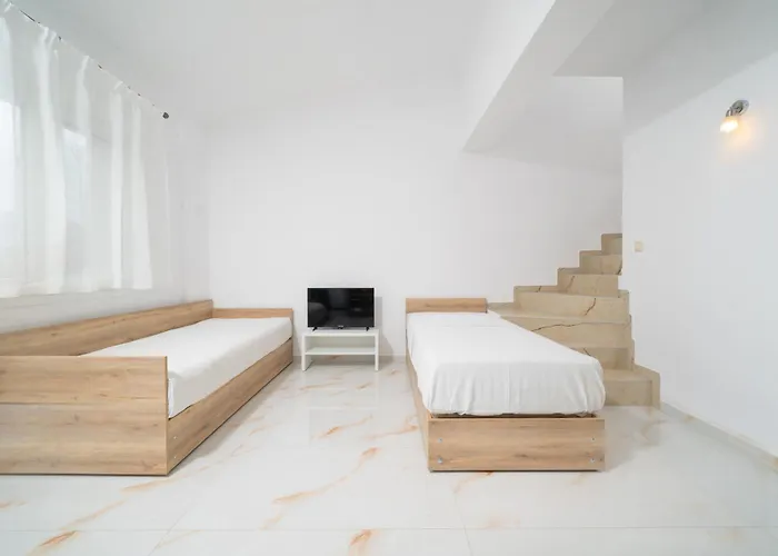 Evdokia * 克里斯阿穆迪亚